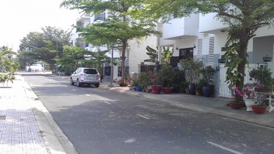 BÁN ĐẤT NỀN QUẬN 9